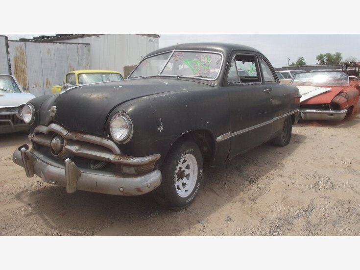 Thumbnail Photo undefined for 1950 Ford Custom